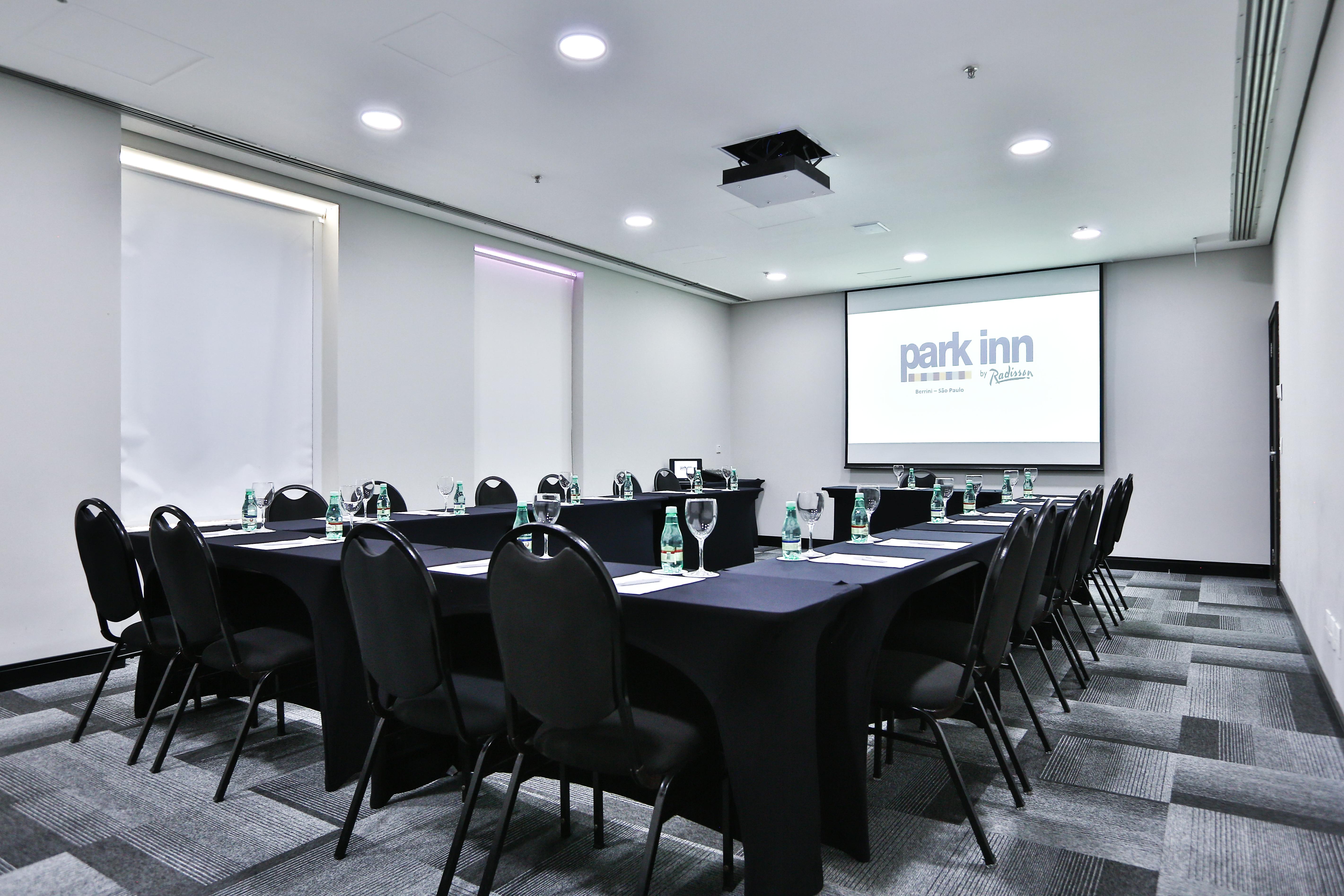 Park Inn By Radisson Berrini — Photos 2
